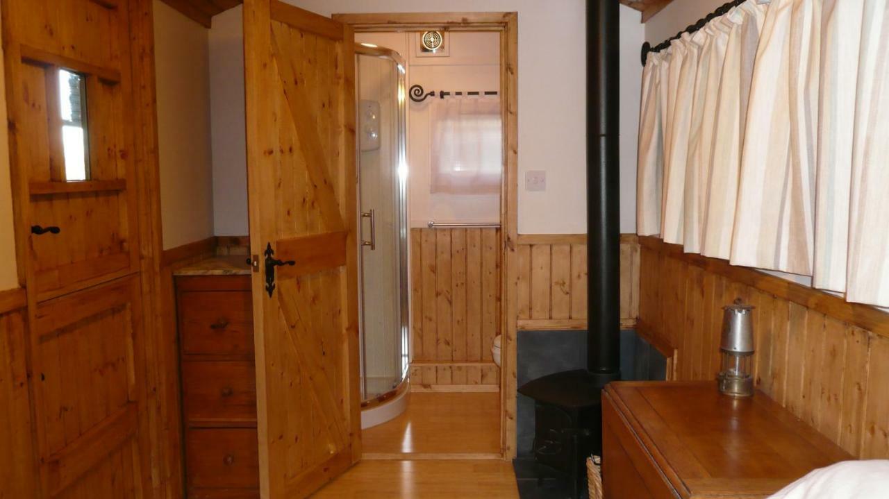 Shepherdshuts-Southeast Hotel Ashford  Exterior foto
