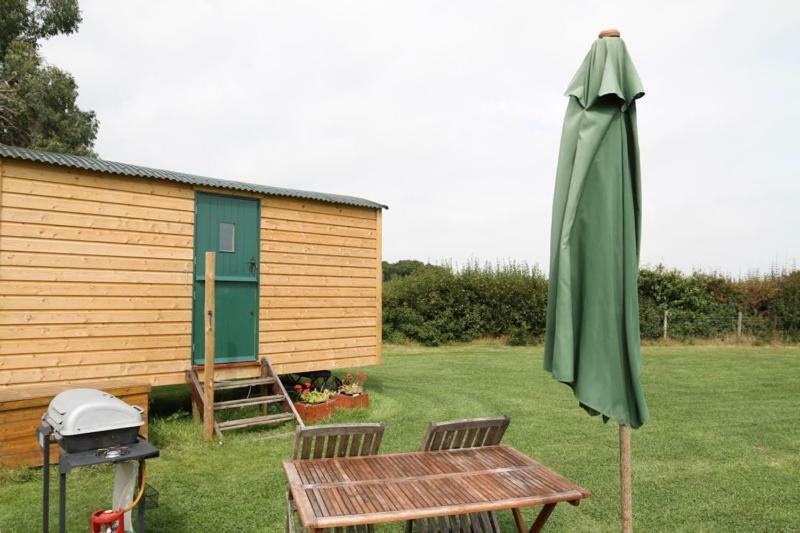 Shepherdshuts-Southeast Hotel Ashford  Exterior foto