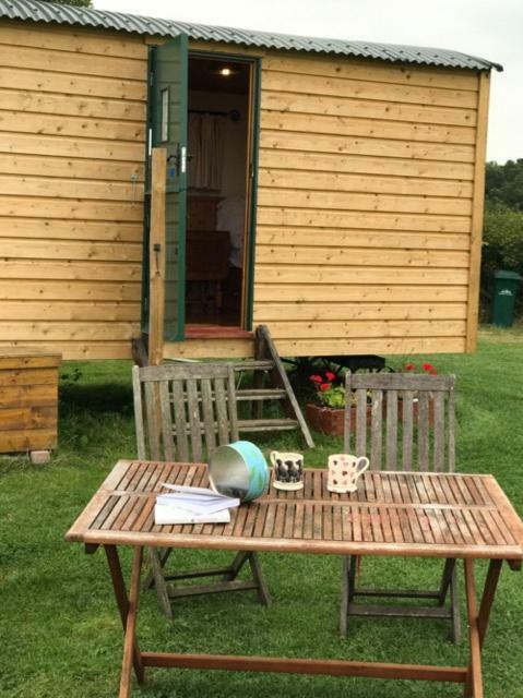 Shepherdshuts-Southeast Hotel Ashford  Exterior foto